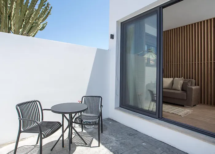CACTUS SUITES, FALIRAKI **